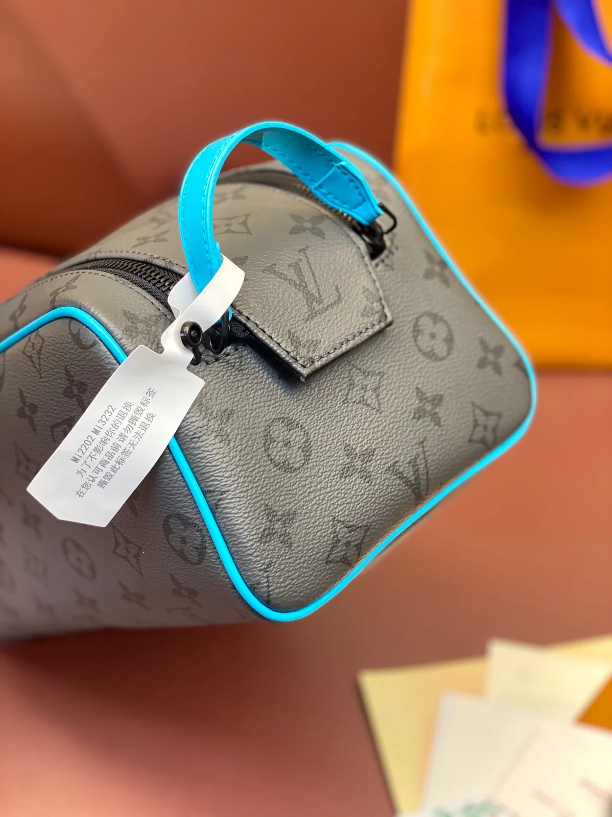 루이비통 도프 키트 M11482