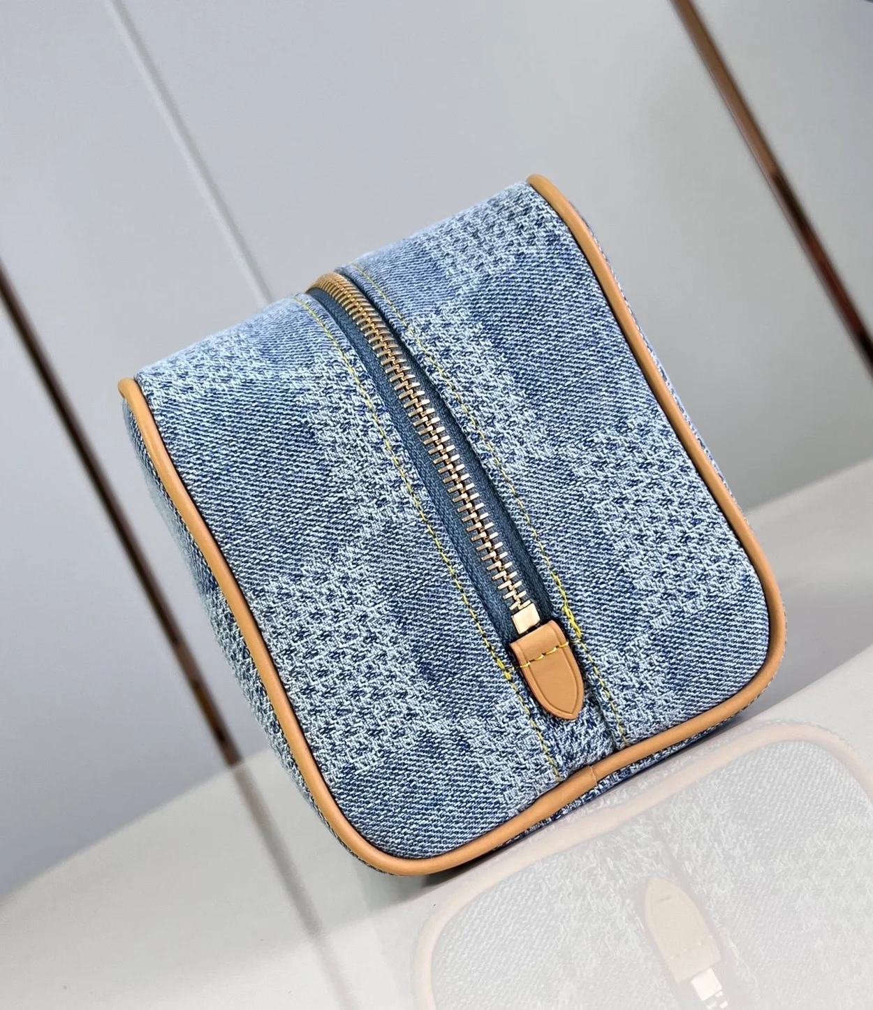 루이비통 락커 돕 키트 다미에 데님 블루 N40753