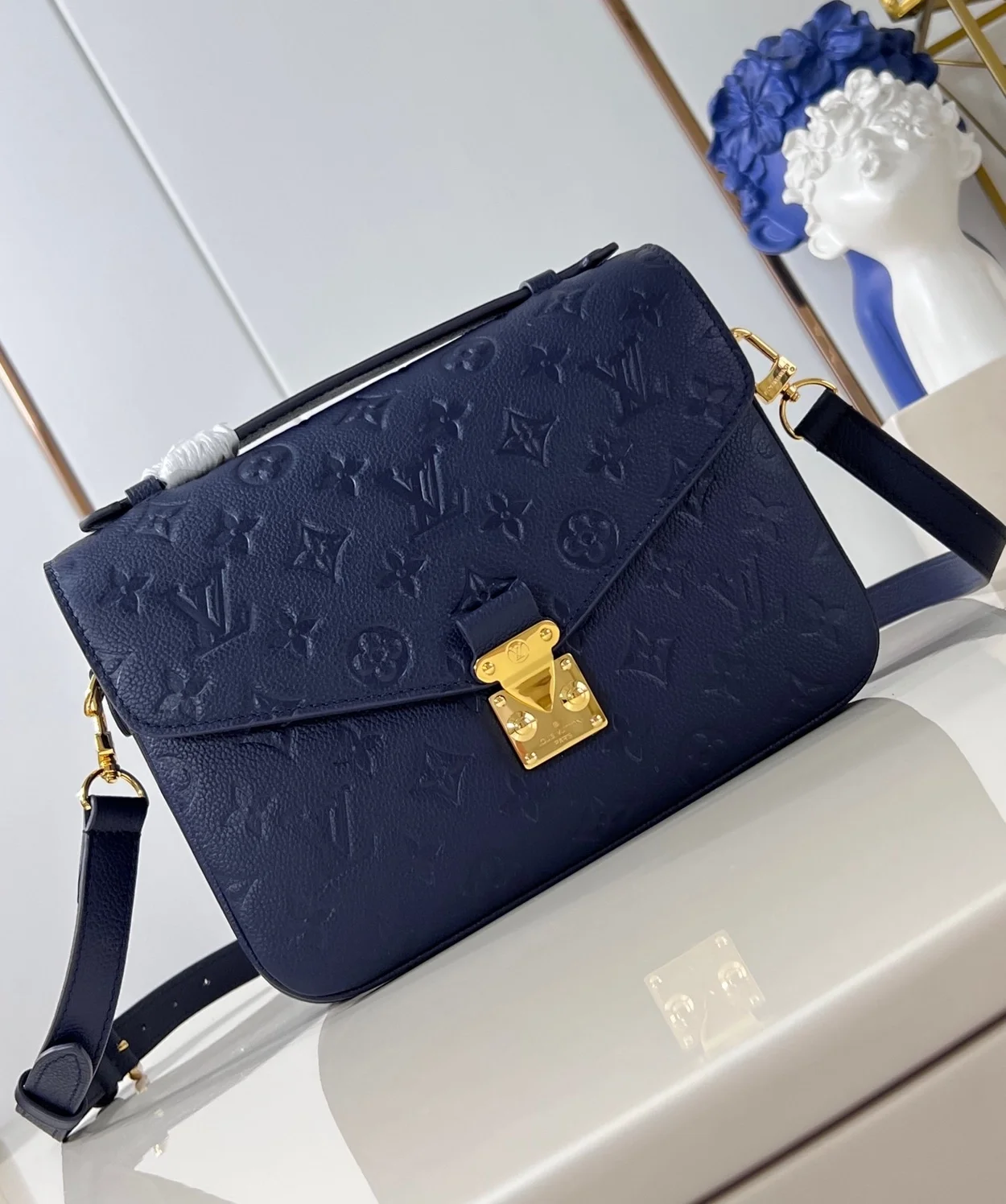 루이비통 포쉐트 메티스 M47142