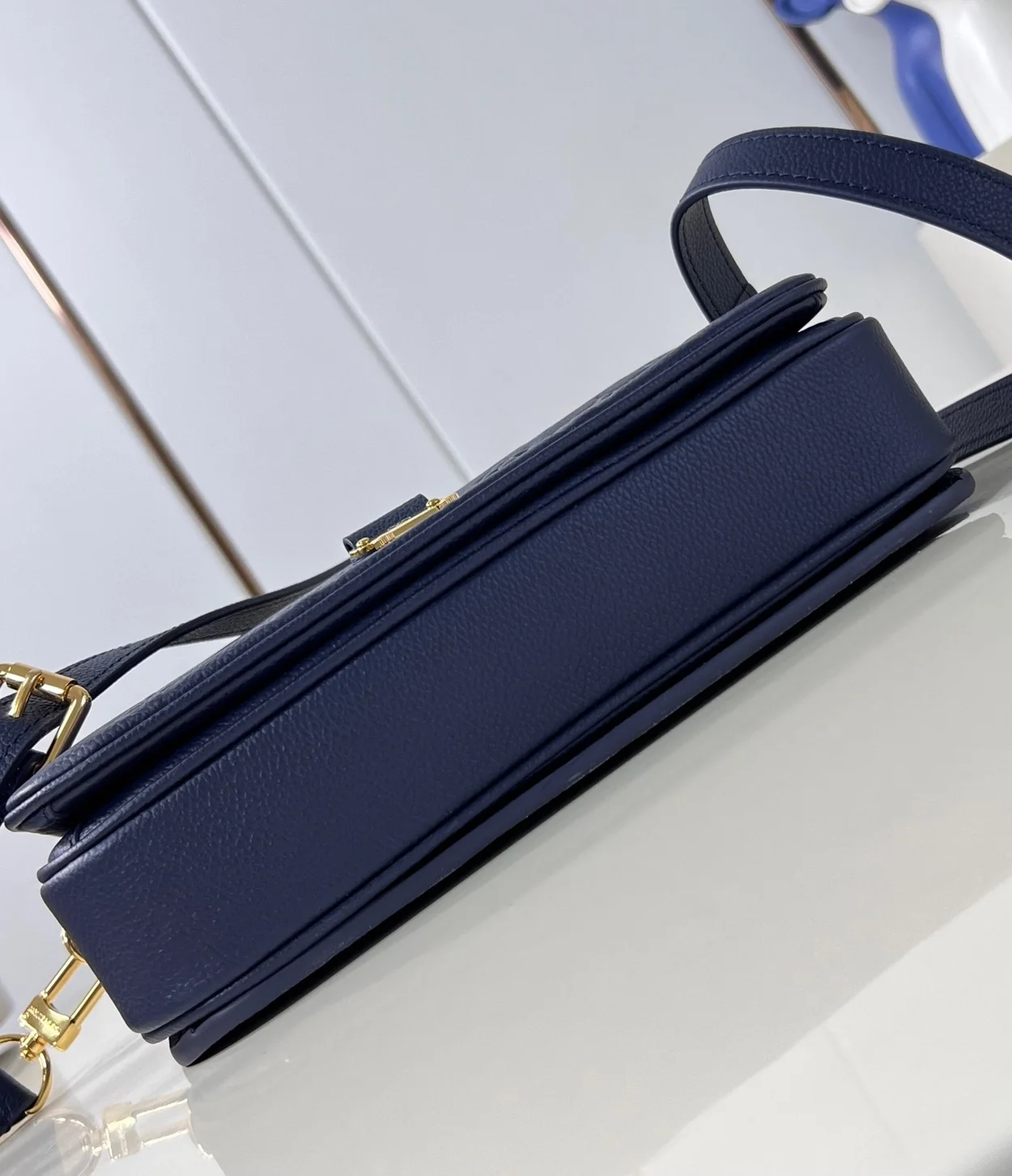 루이비통 포쉐트 메티스 M47142