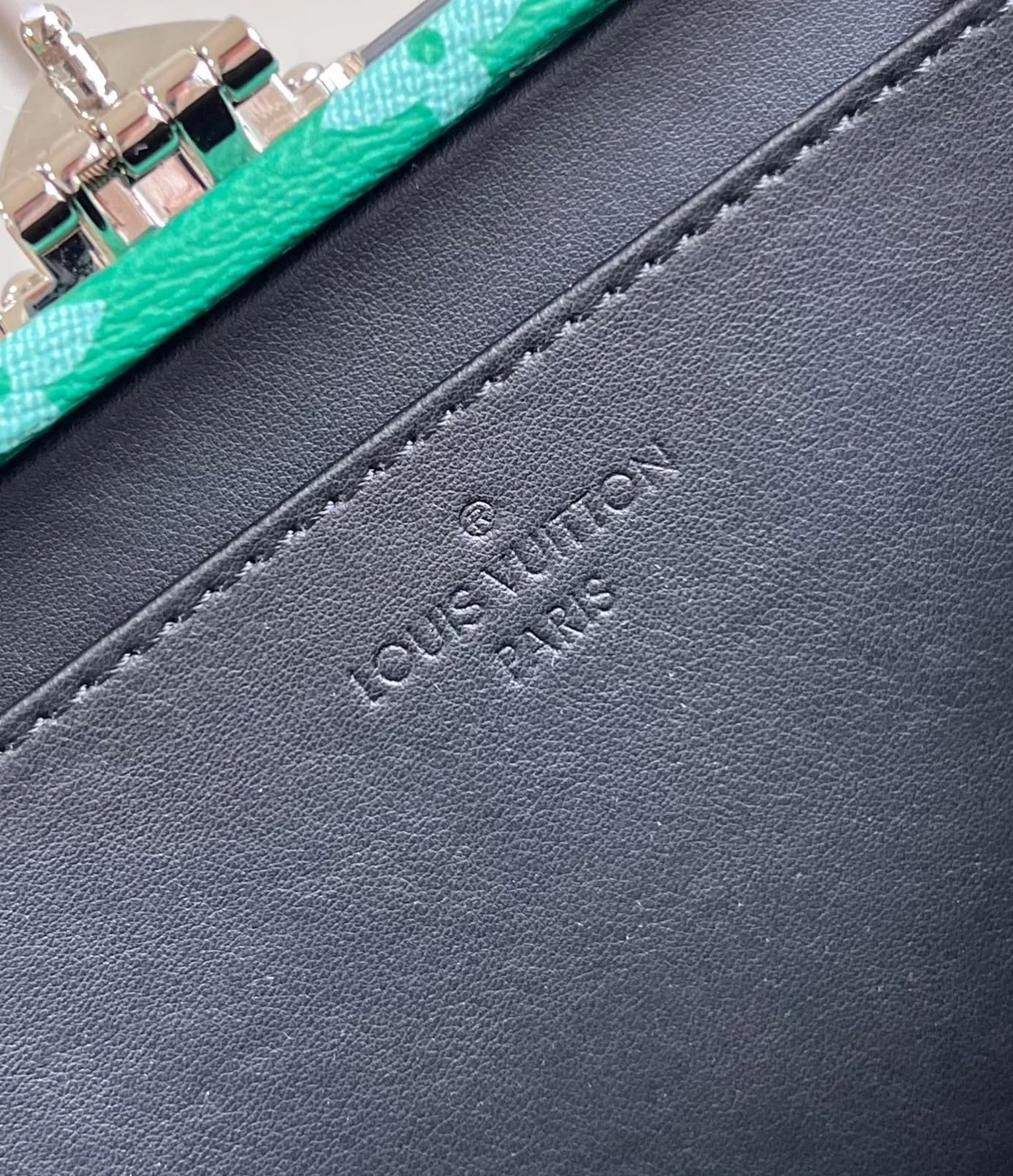 루이비통 클러치 박스 M11058