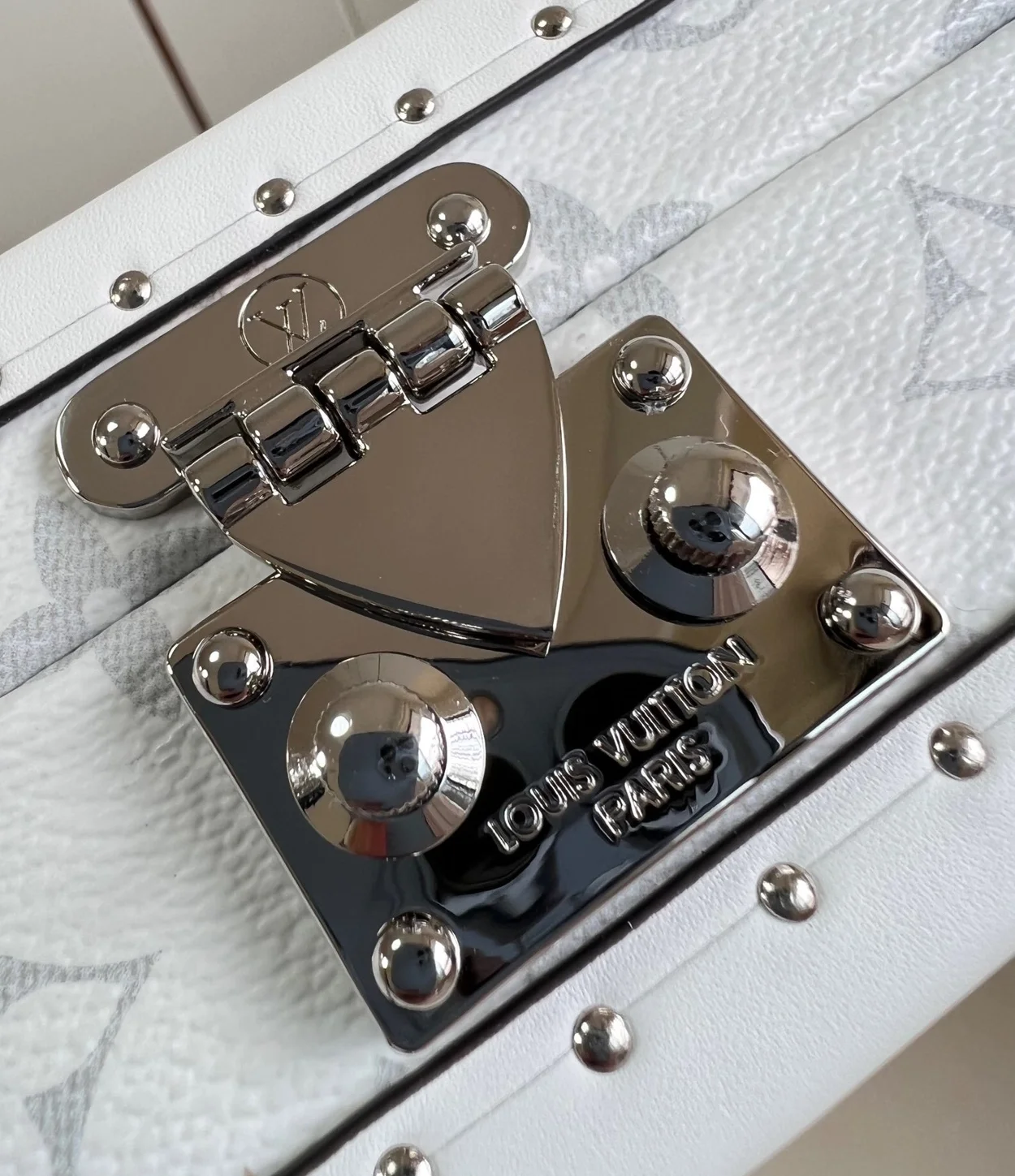 루이비통 클러치 박스 M11049