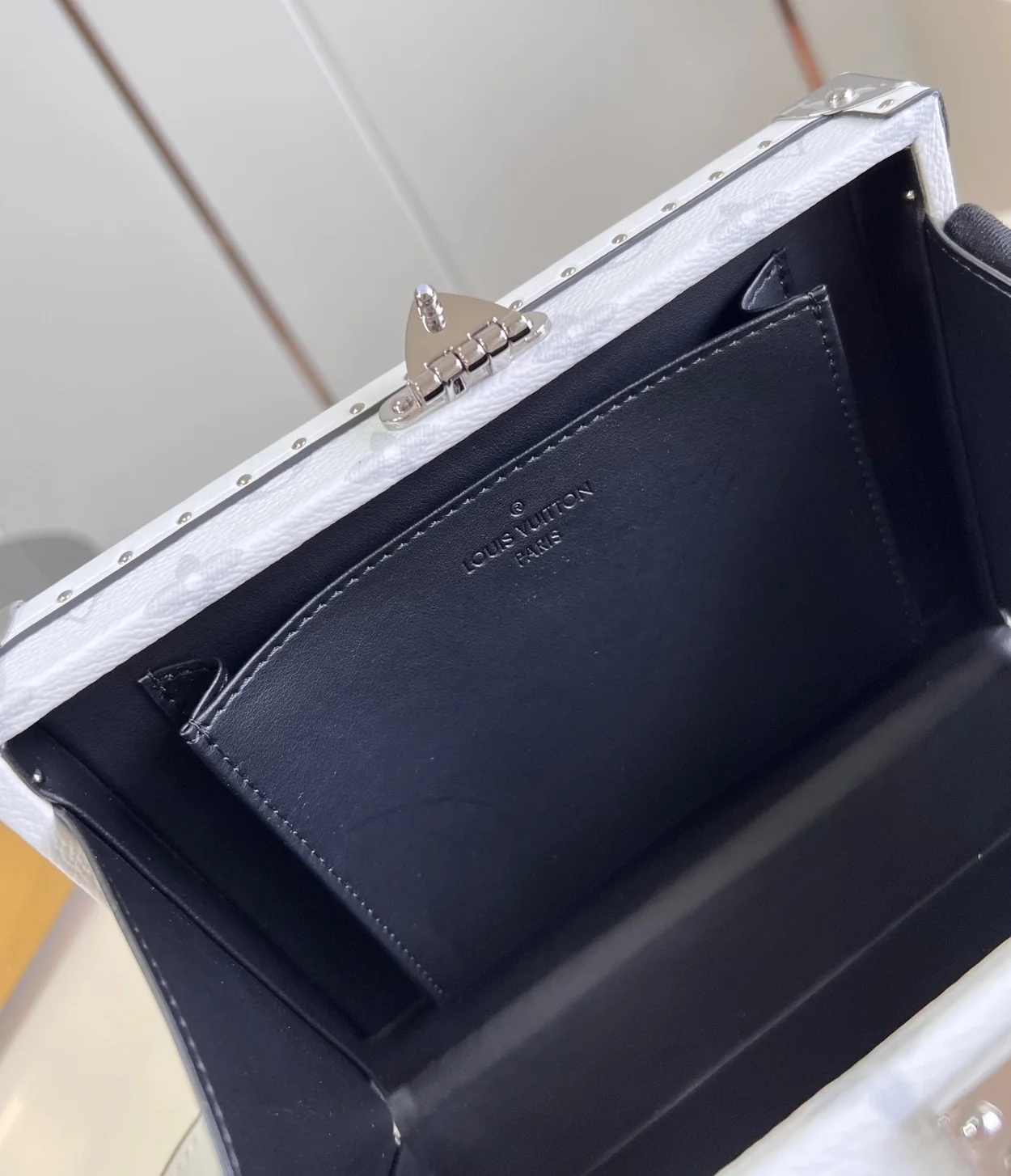 루이비통 클러치 박스 M11049