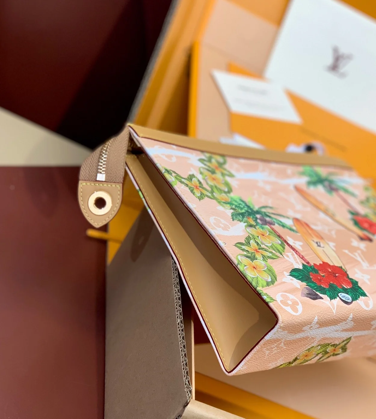 루이비통 SS 플라워 클러치 M83465