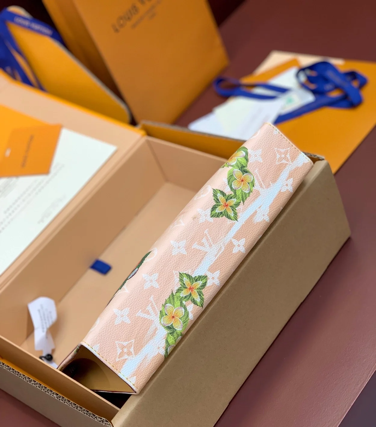 루이비통 SS 플라워 클러치 M83465