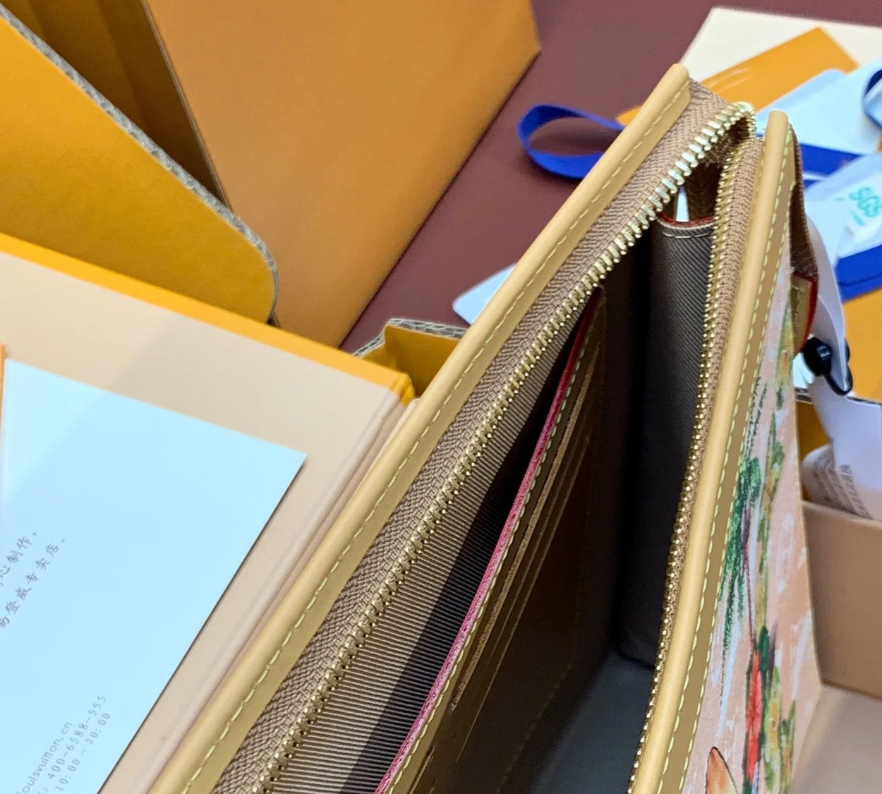 루이비통 SS 플라워 클러치 M83465