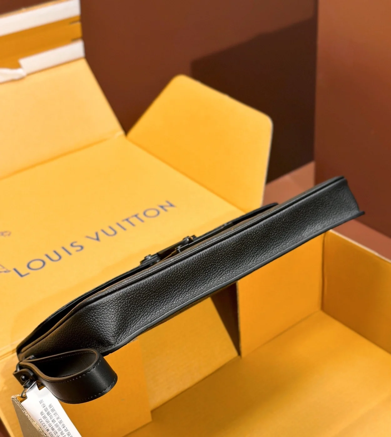 루이비통 s락 A4 파우치 M80582