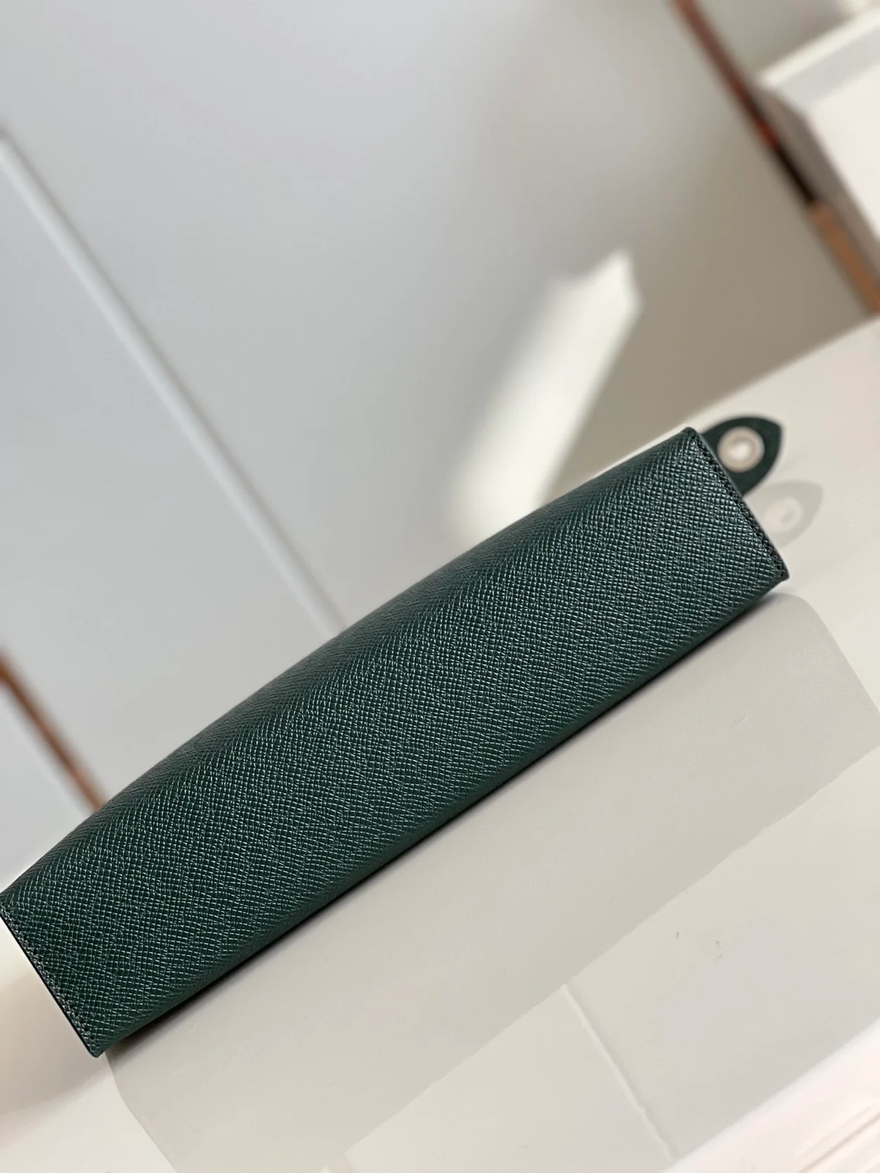 루이비통 타이가 포쉐트 보야주 M81556