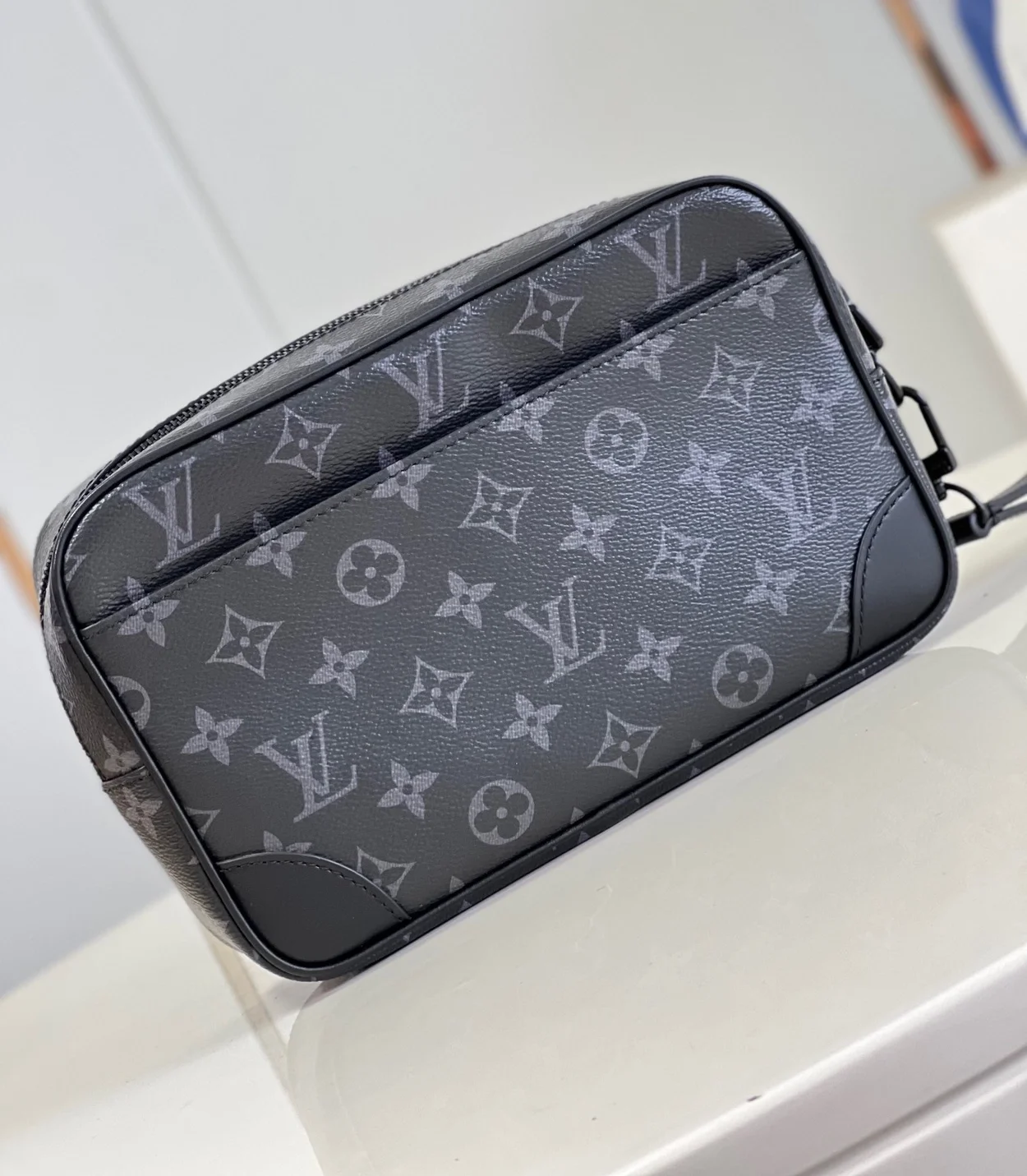 루이비통 포쉐트 카사이 클러치 M82076