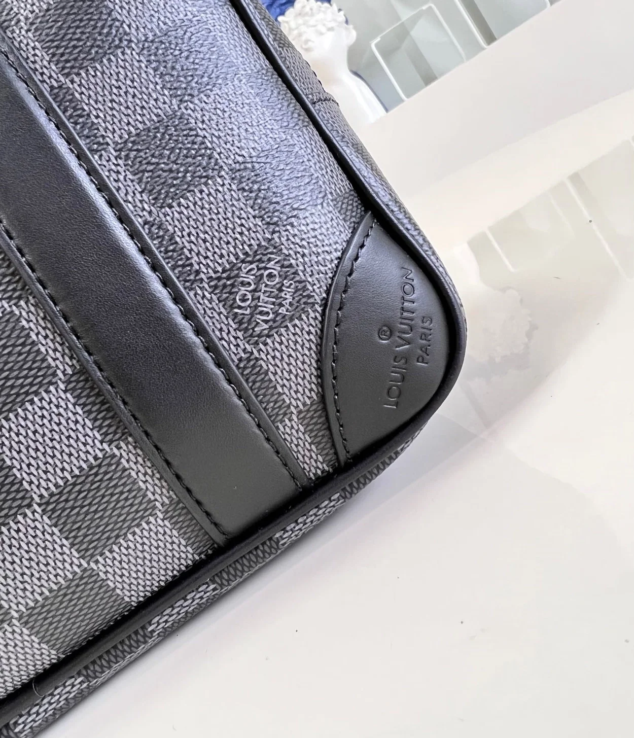 루이비통 포쉐트 카사이 클러치 M60501