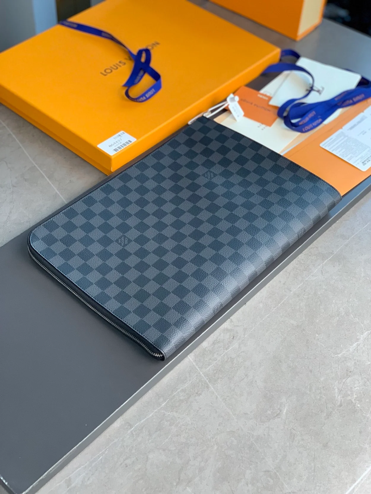 루이비통 다미에 그라파이트 캔버스 주르 GM N64437