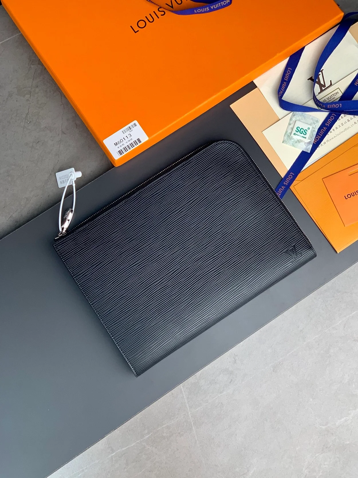 루이비통 포쉐트 주르 클러치 PM M62646