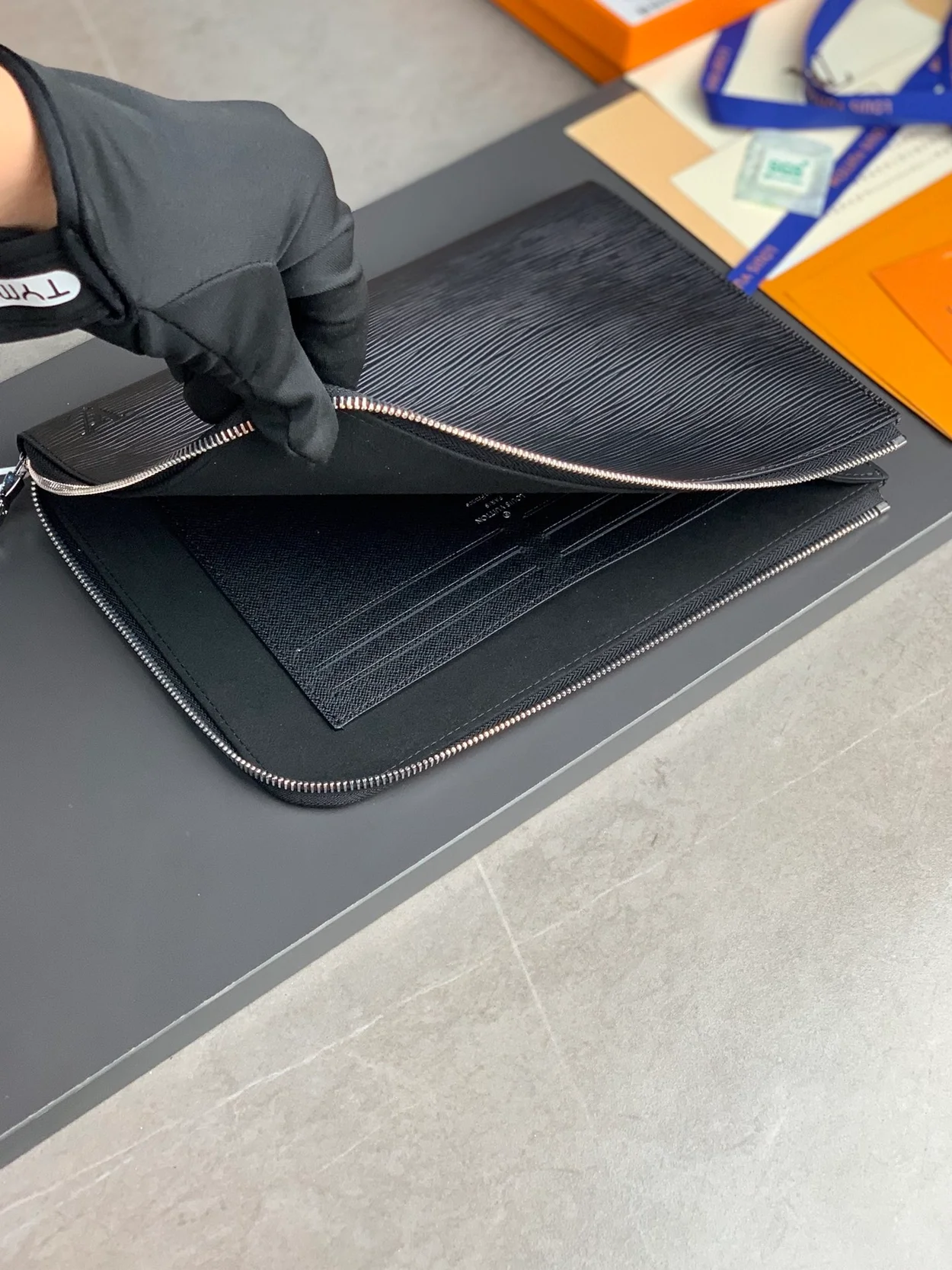 루이비통 포쉐트 주르 클러치 PM M62646