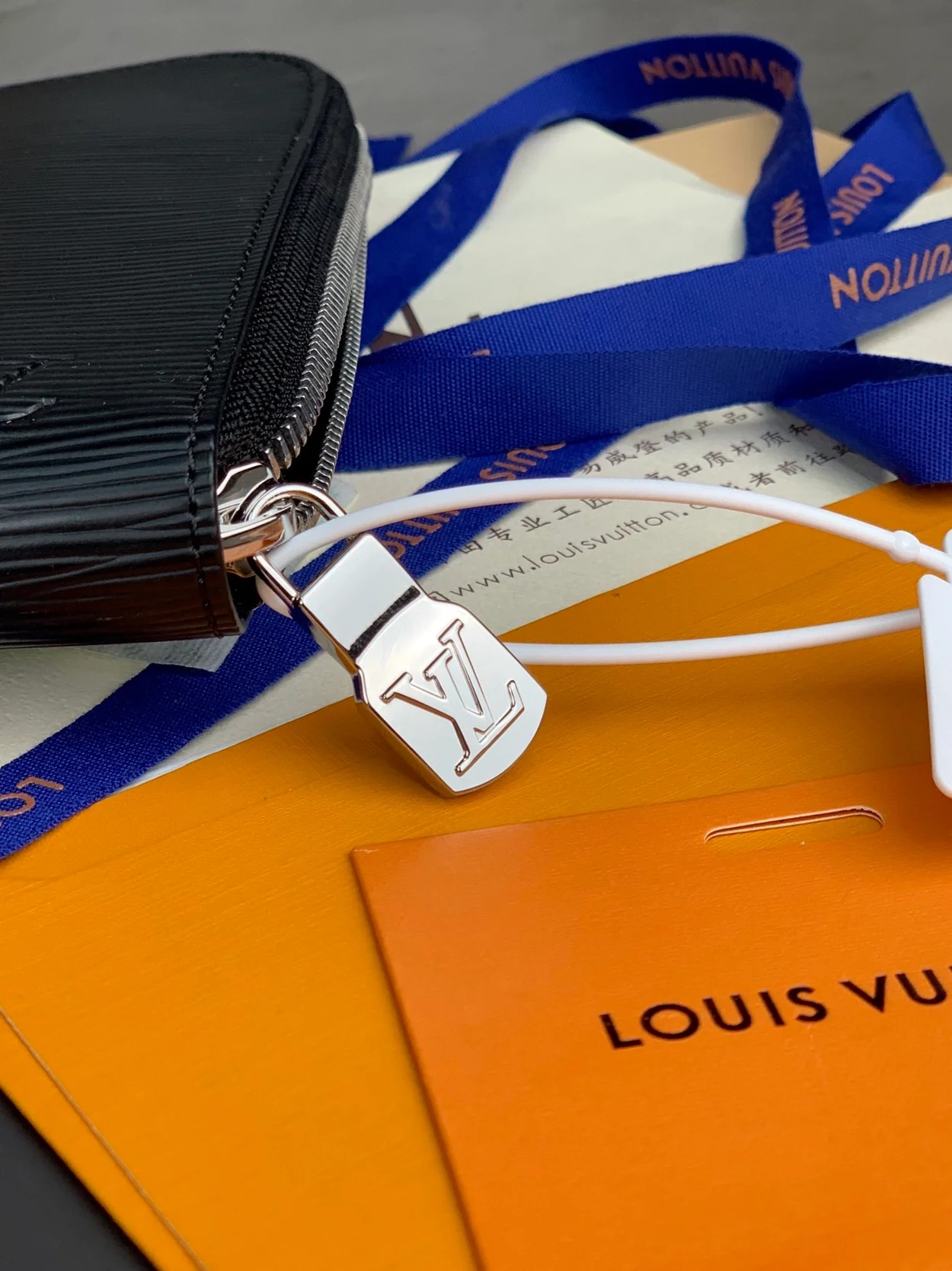 루이비통 포쉐트 주르 클러치 PM M62646