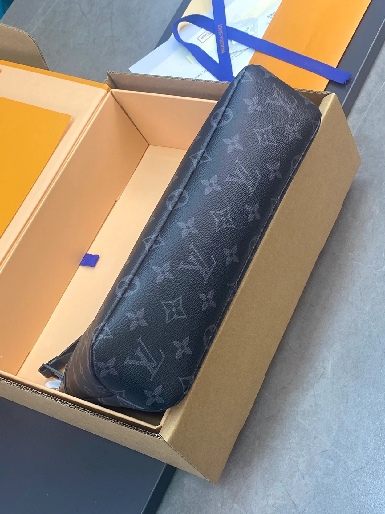 루이비통 포쉐트 보야주 수플 M82543