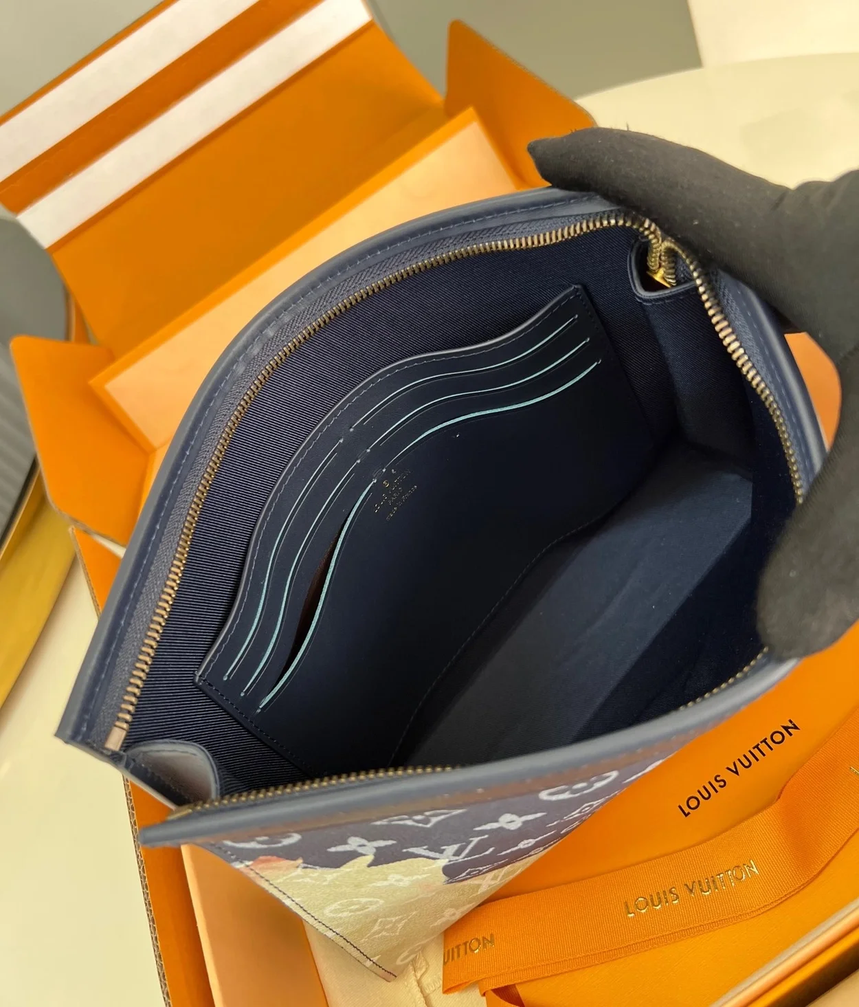 루이비통 포쉐트 보야주 M82825