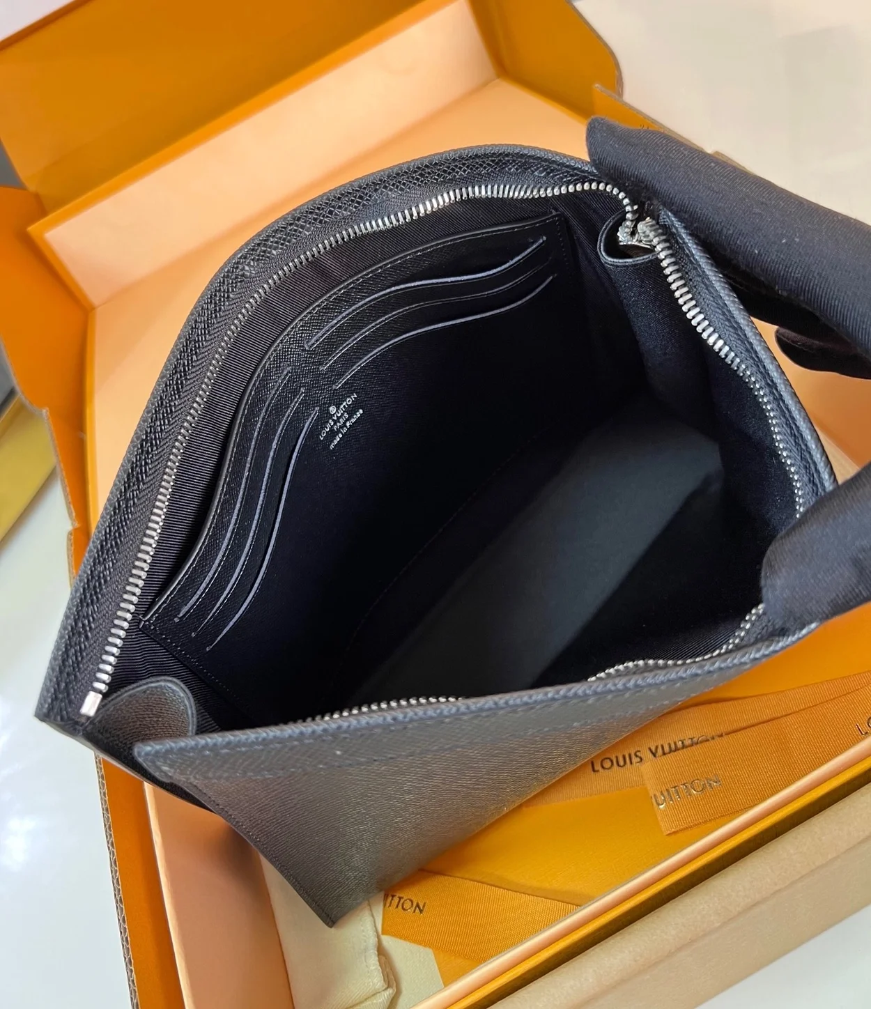 루이비통 포쉐트 보야주 MM M30547