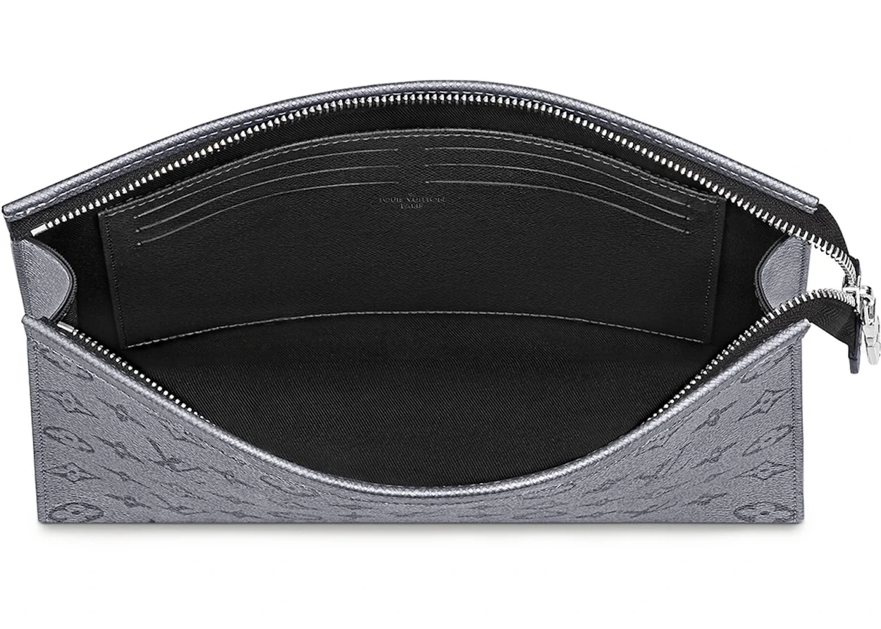 루이비통 포쉐트 보야주 MM 모노그램 캔버스 클러치 M30840