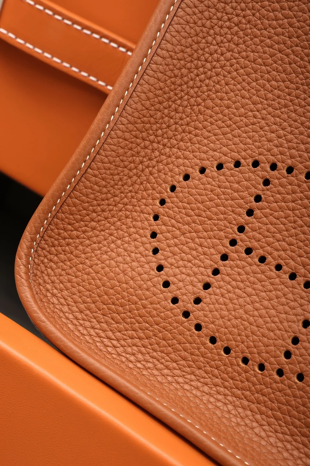 에르메스 에블린 16 브라운 골드 하드웨어 (100% HAND MADE)