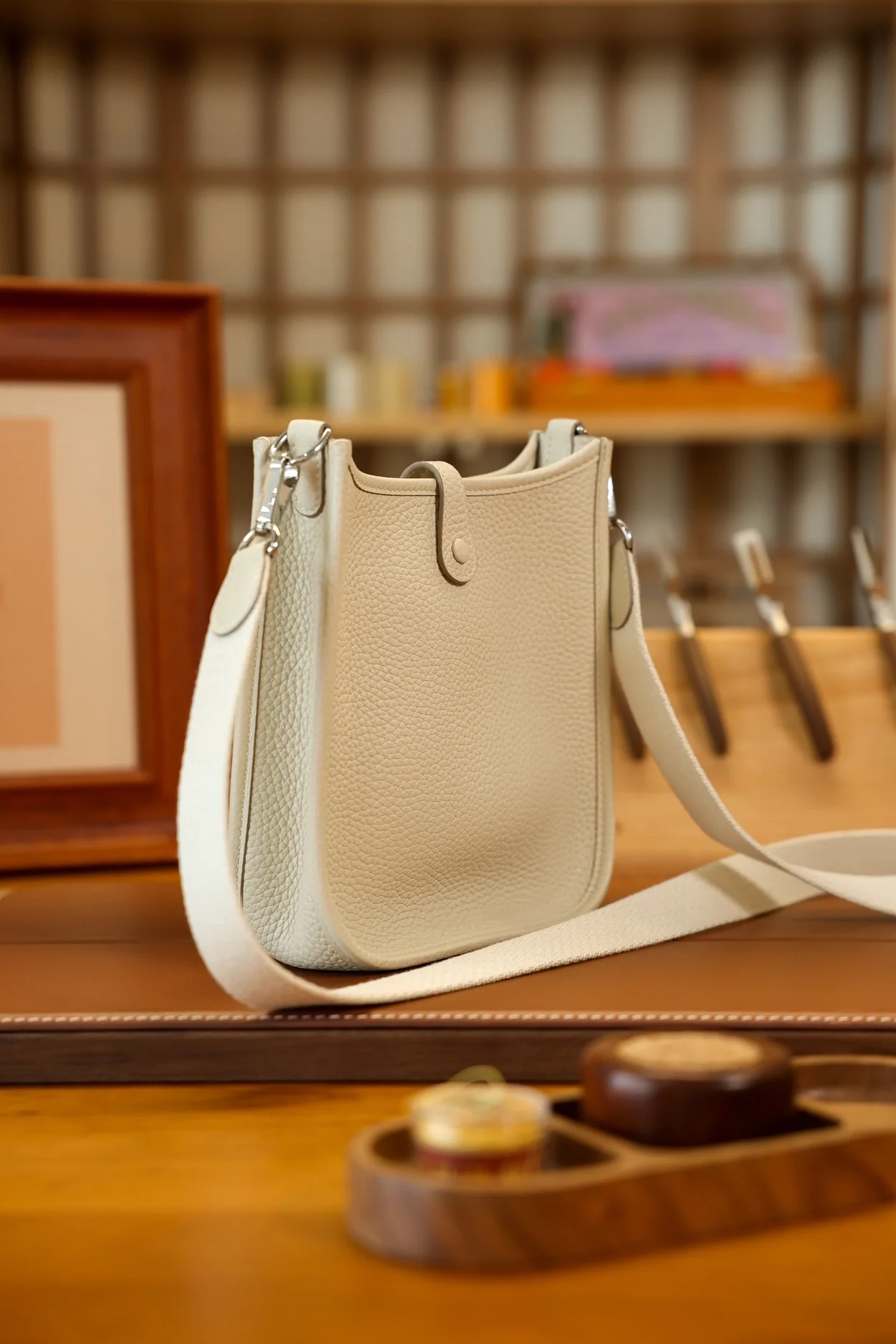 에르메스 에블린 16 아마존 백 아이보리 클레망스 & 팔라듐 하드웨어 (100% HAND MADE)