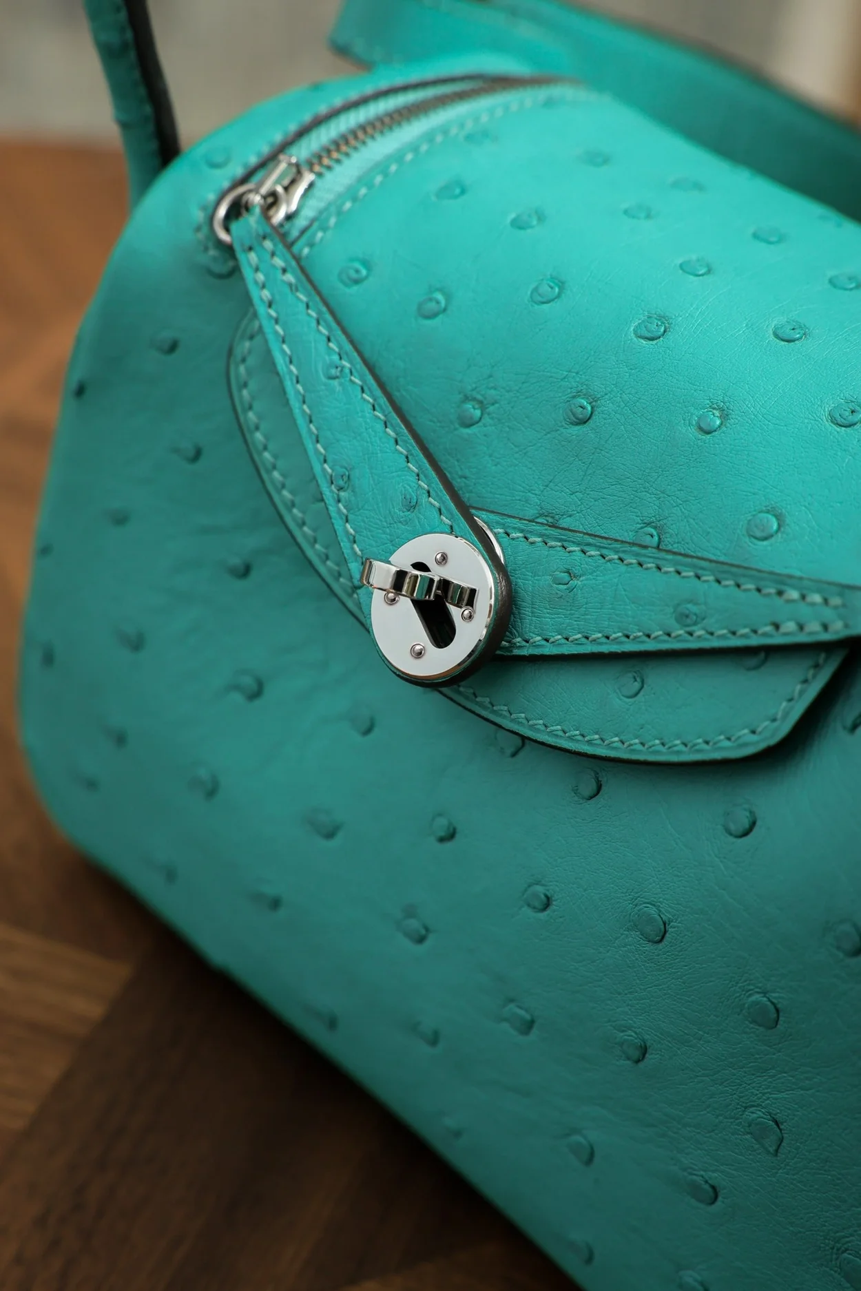 에르메스 린디 미니 티파니 블루 오스트리치 팔라듐 하드웨어 (100% HAND MADE)