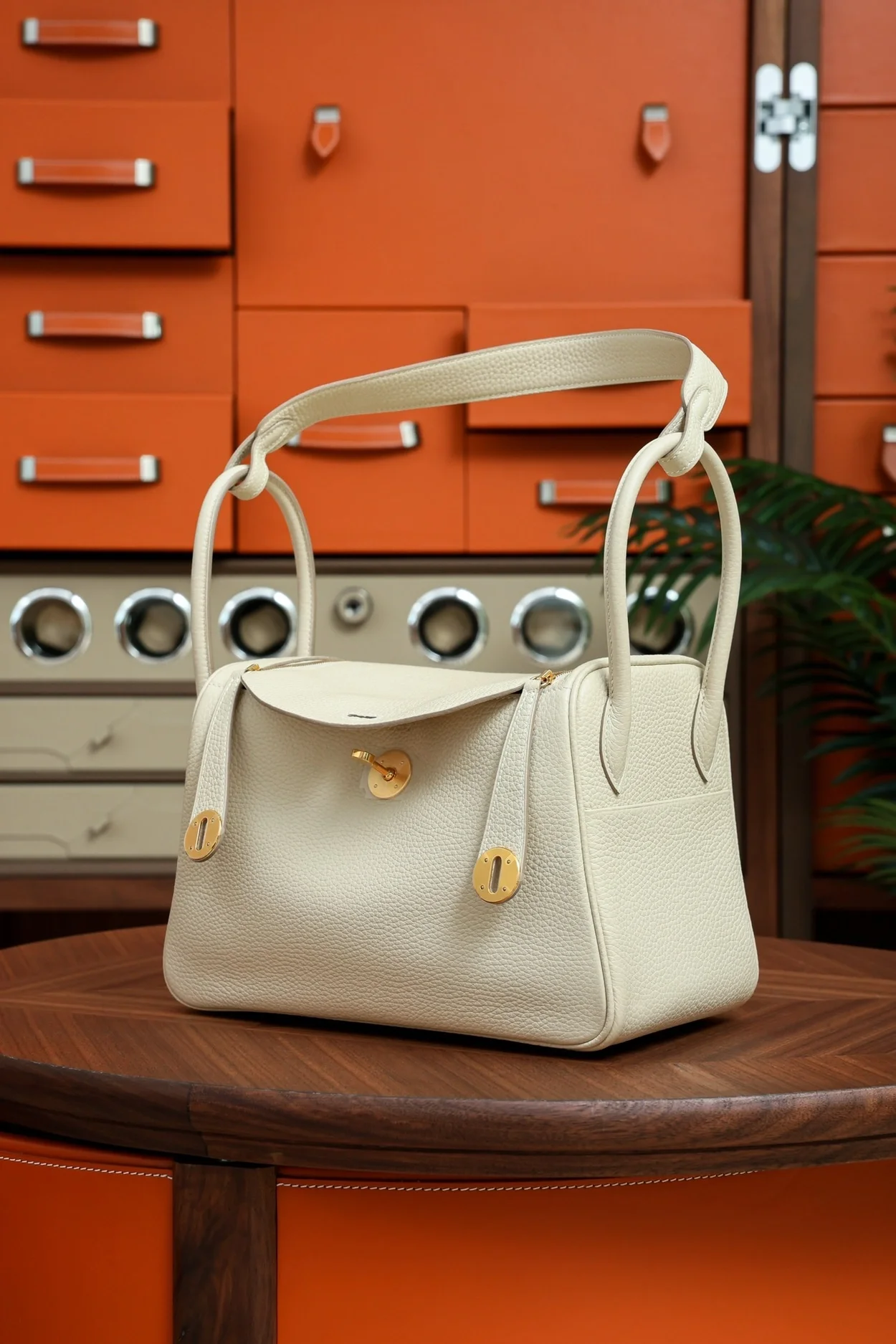 에르메스 린디 26 크림 클레망스 골드 하드웨어 (100% HAND MADE)
