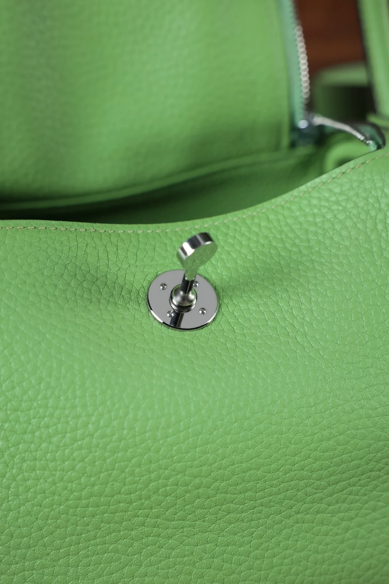 에르메스 린디 미니 아보카도 그린 클레망스 팔라듐 하드웨어 (100% Hand Made)