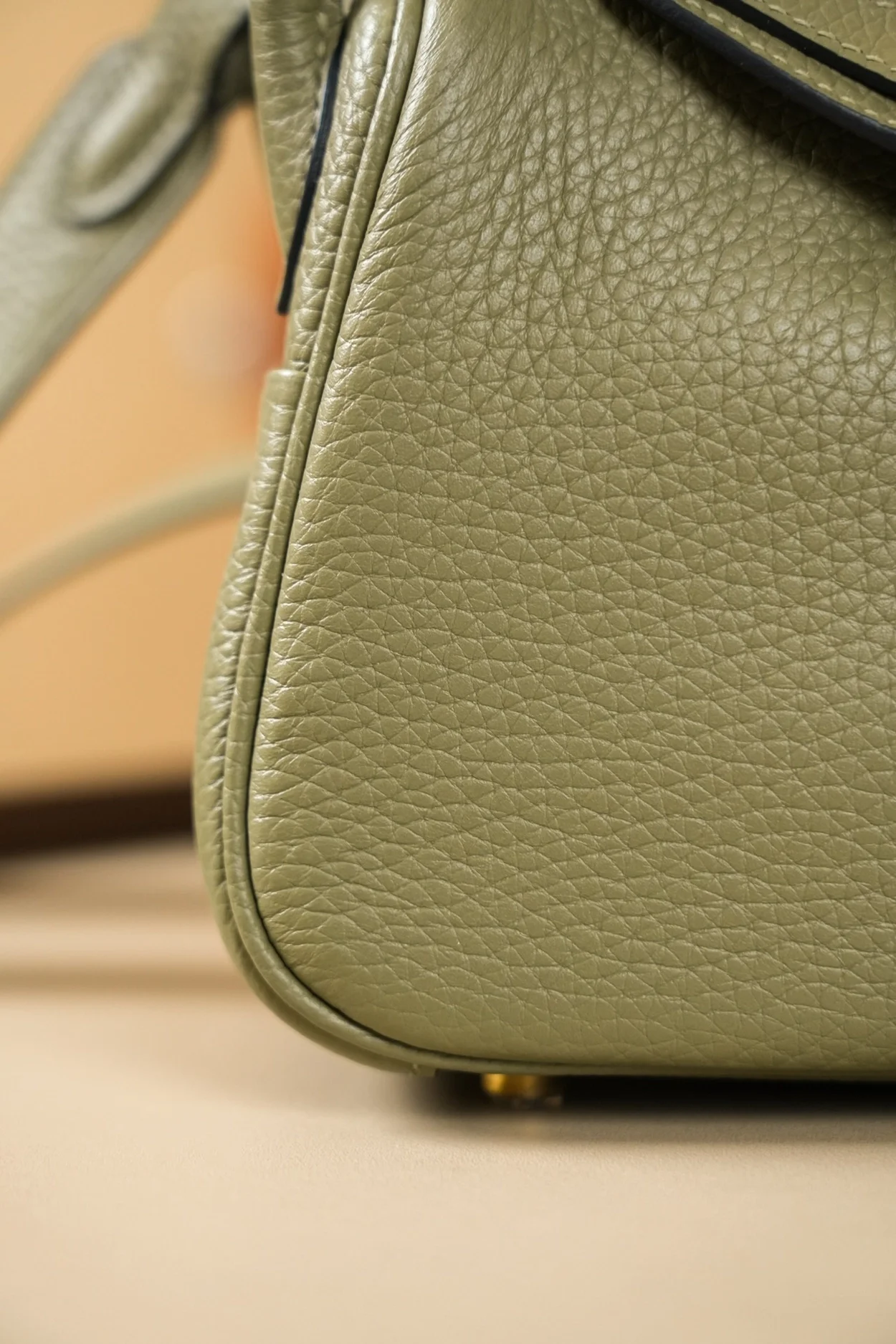 에르메스 린디 미니 소쥬 클레망스 골드 하드웨어 (100% HAND MADE)