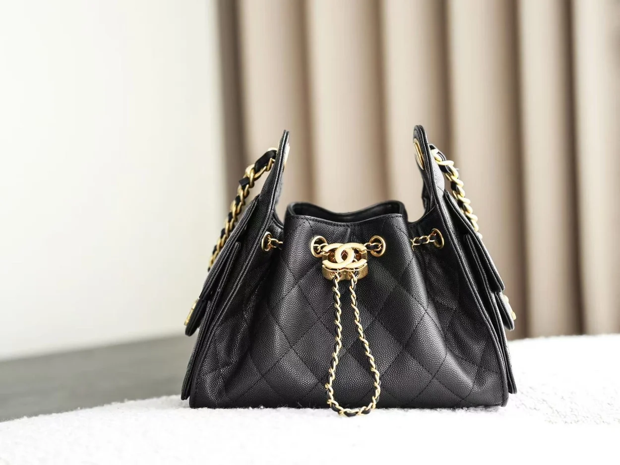 샤넬 25백 미니 블랙 금장 캐비어 호보백