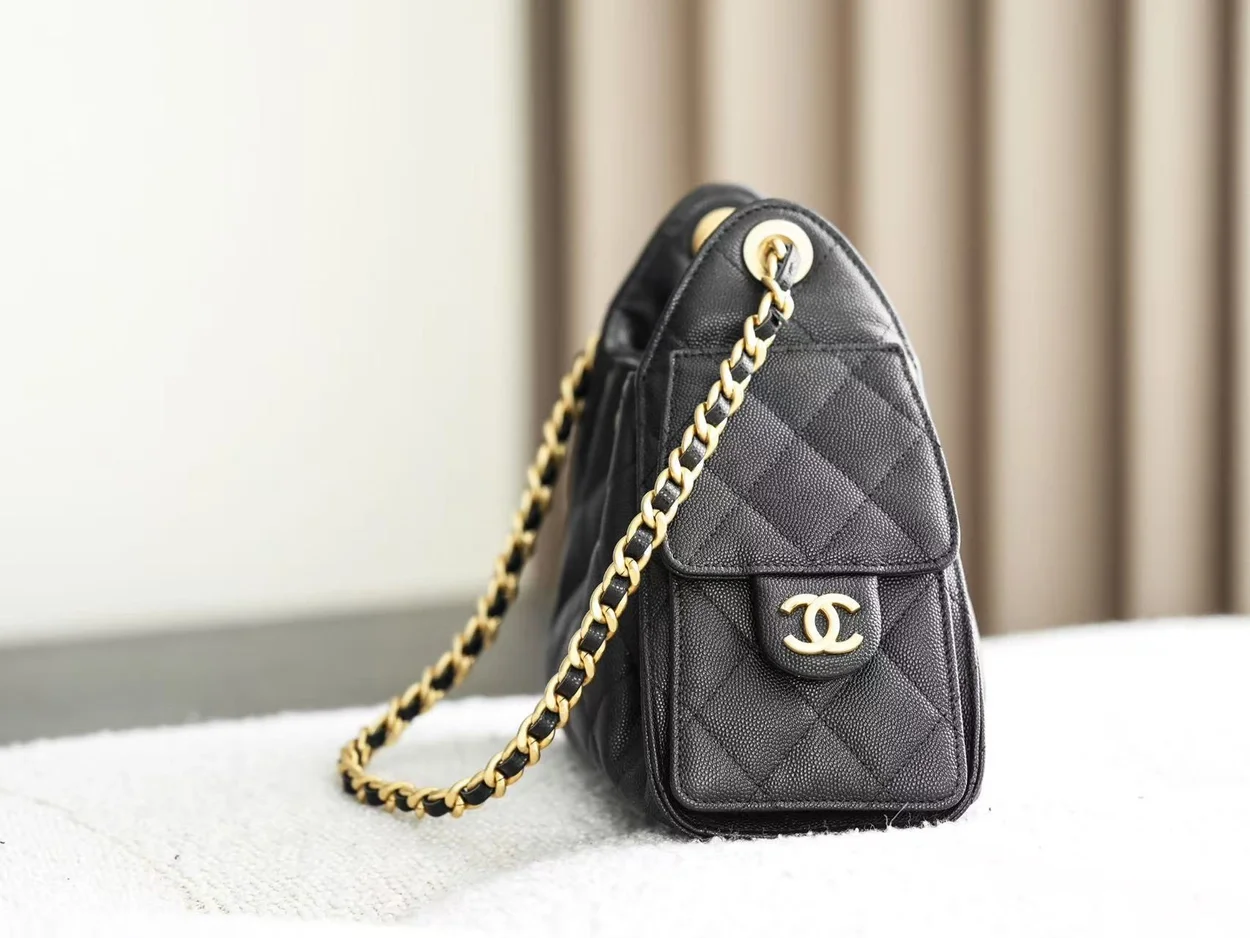샤넬 25백 미니 블랙 금장 캐비어 호보백