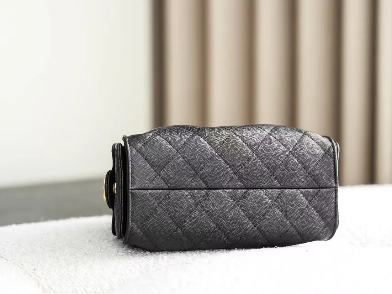 샤넬 25백 미니 블랙 금장 캐비어 호보백