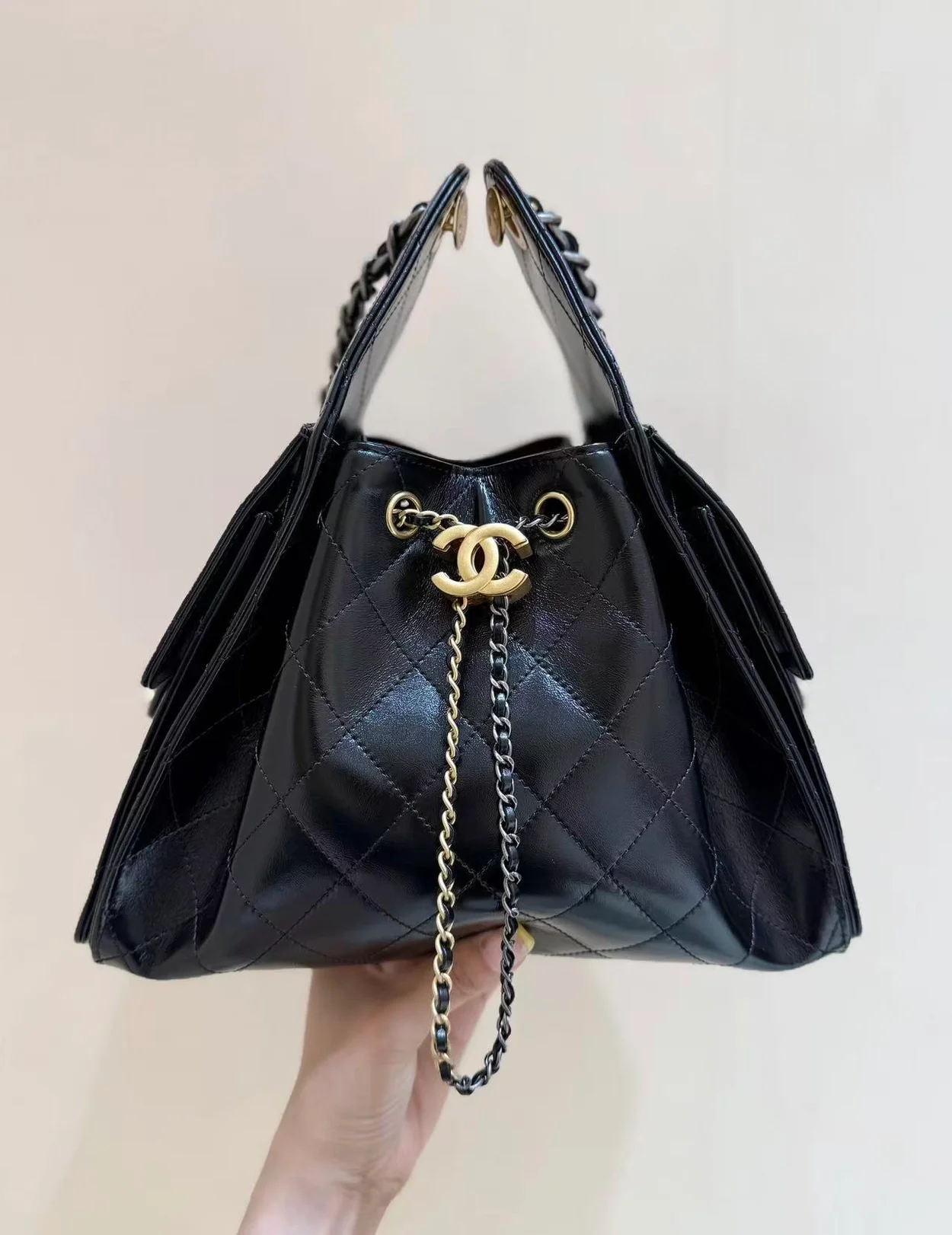 샤넬 25B 샤이니 카프스킨 스몰 호보백