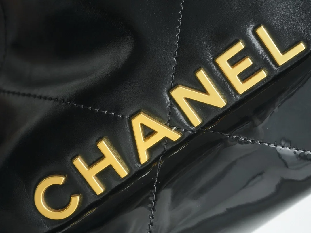 샤넬 24SS 22백 미니 블랙 금장