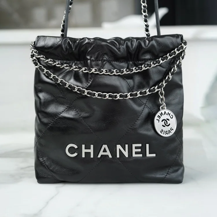 샤넬 22백 미니 블랙 은장