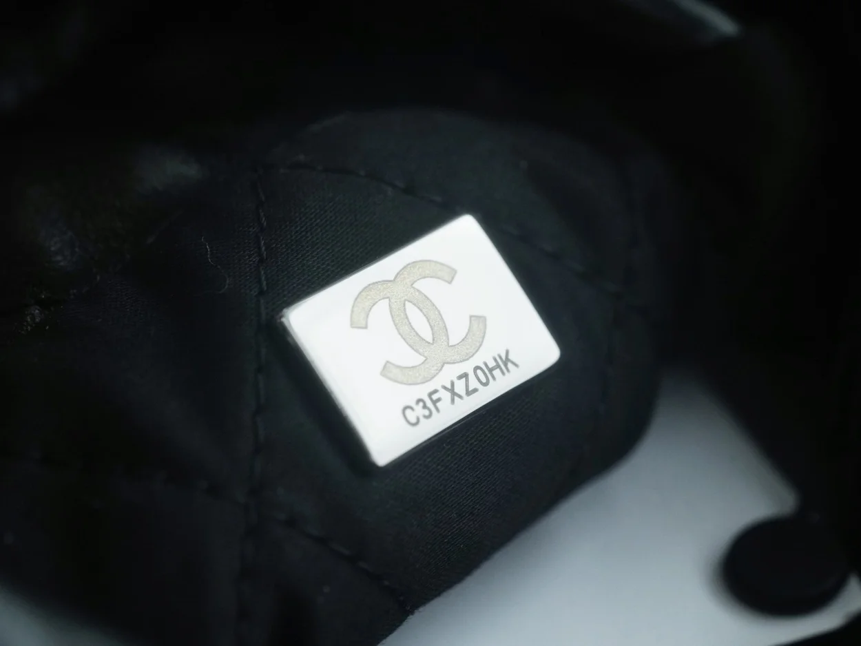 샤넬 22백 미니 블랙 은장