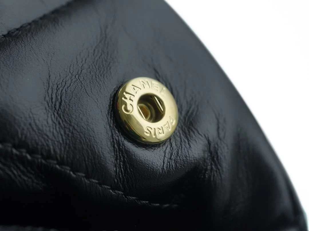 샤넬 22백 미디엄 블랙 금장