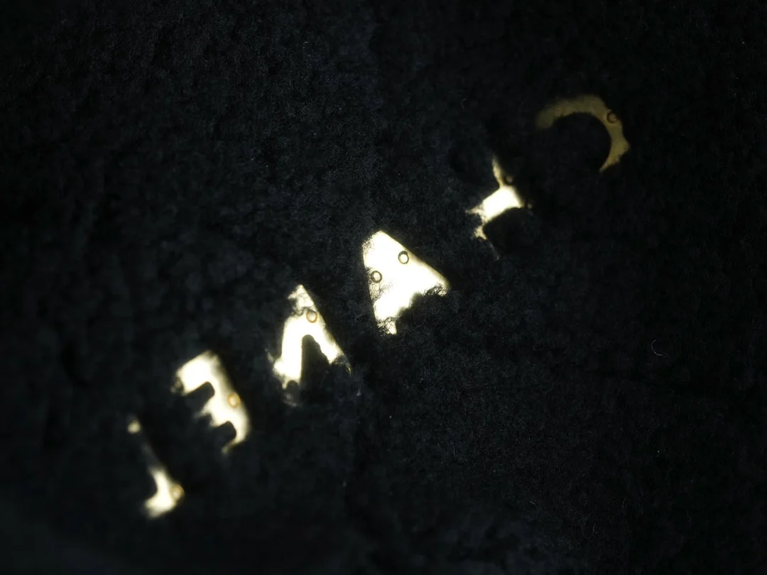 샤넬 22백 한정판 테디 블랙