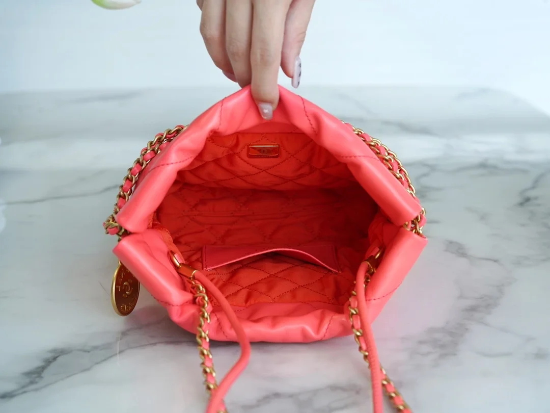 샤넬 22백 미니 오렌지 레드 금장