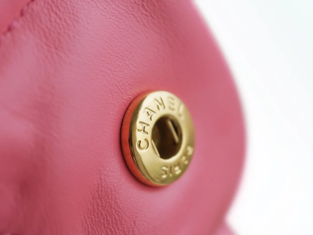 샤넬 22백 미디엄 코랄핑크 금장