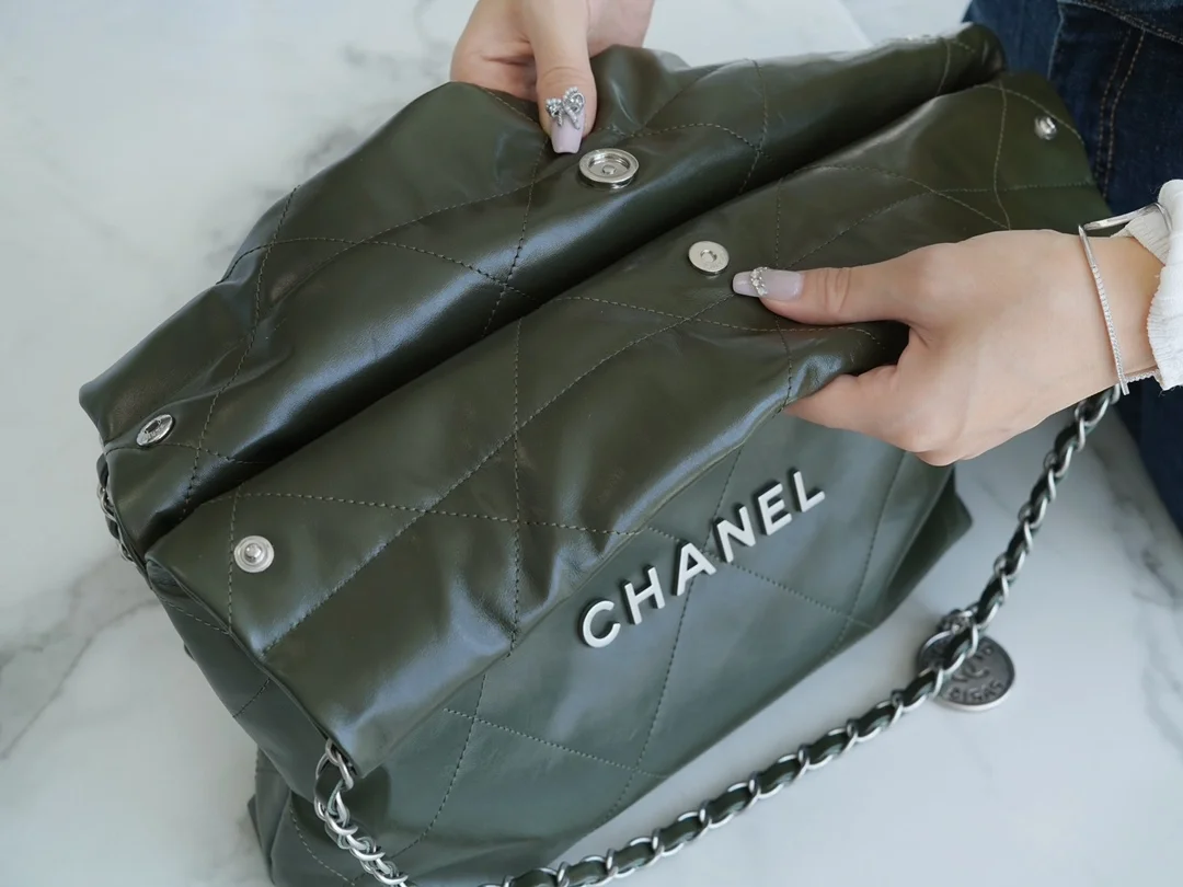 샤넬 22백 스몰 그린 은장