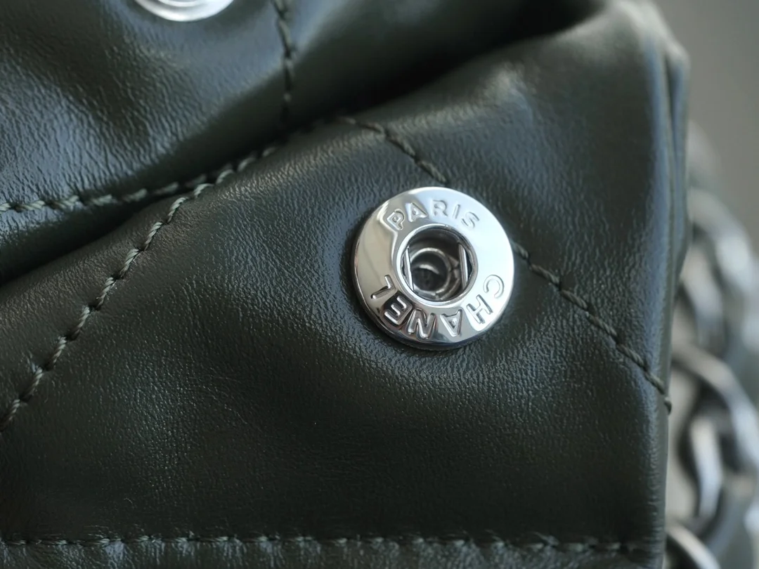 샤넬 22백 스몰 그린 은장