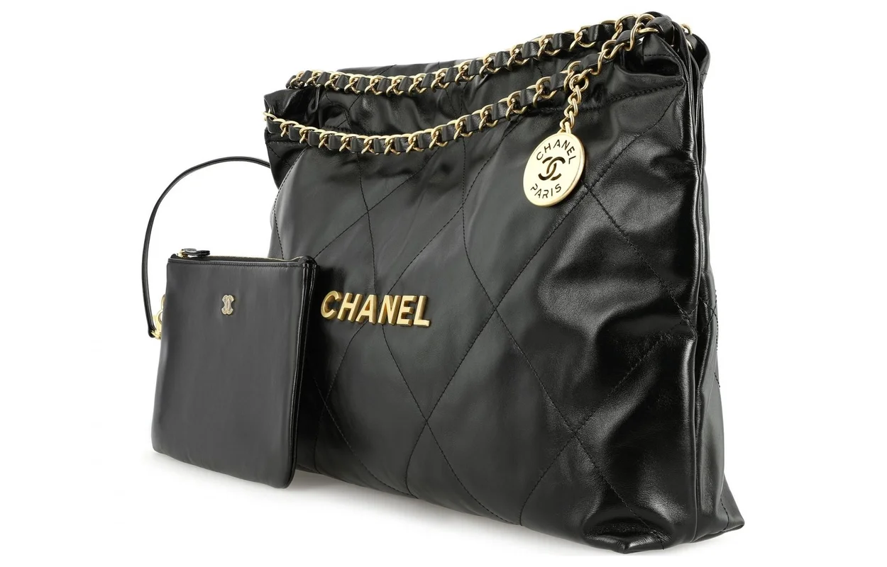 샤넬 22백 가로 버전 블랙 금장