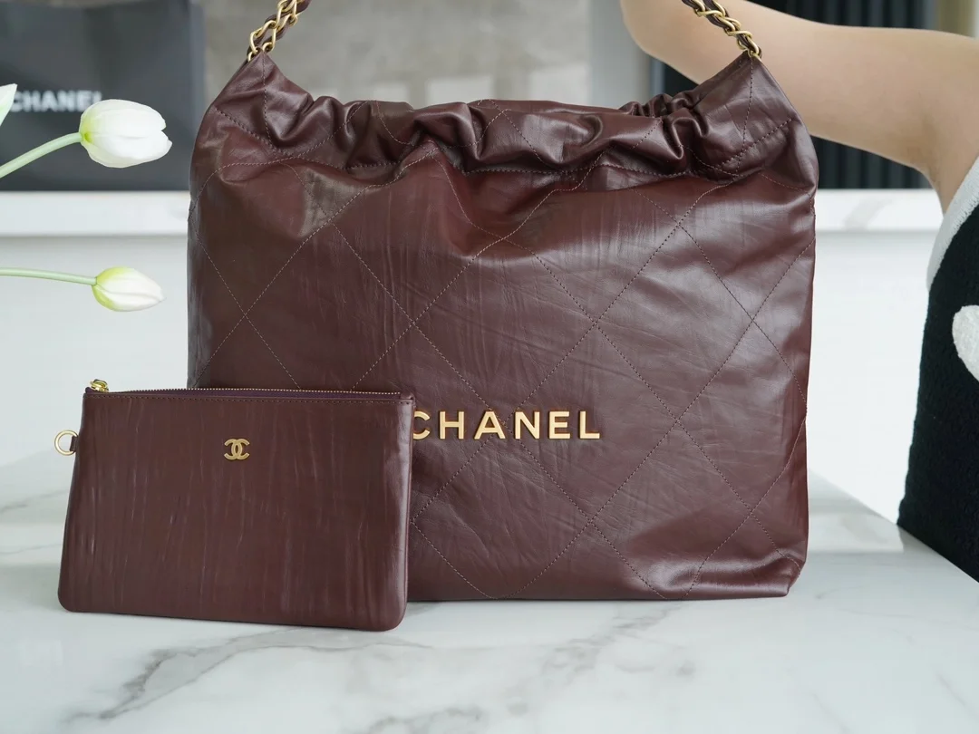 샤넬 22백 미디엄 다크 브라운 금장