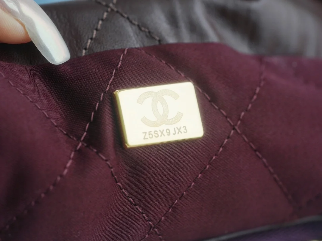 샤넬 22백 미디엄 다크 브라운 금장