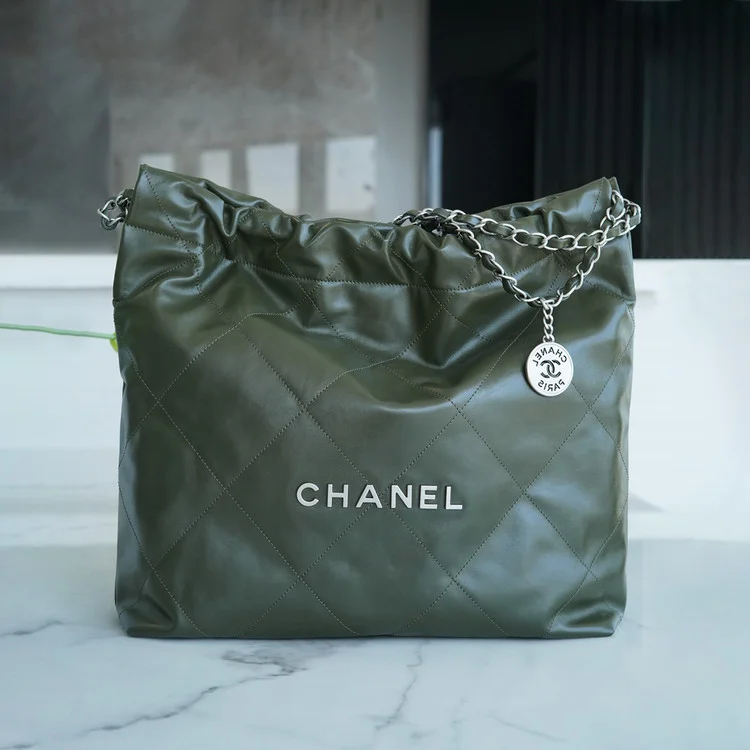 샤넬 22백 미디엄 그린 은장