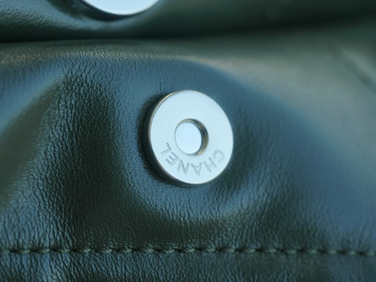 샤넬 22백 미디엄 그린 은장