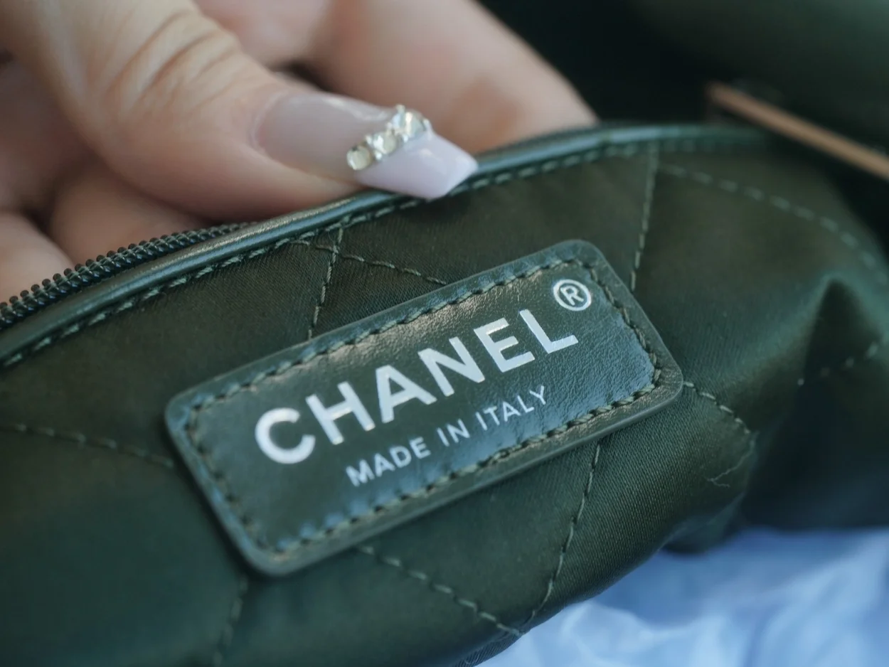 샤넬 22백 미디엄 그린 은장