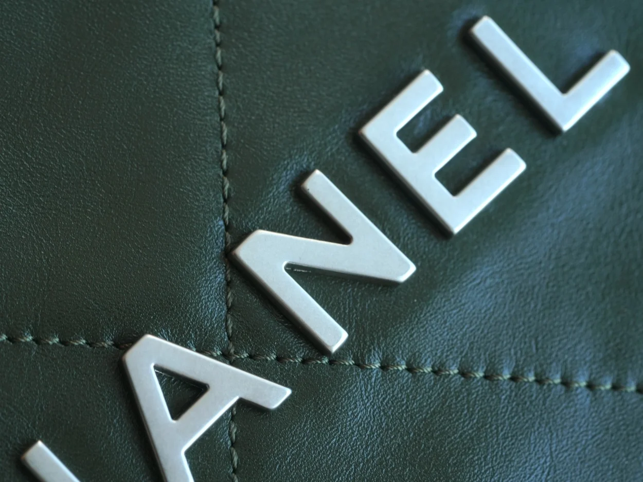 샤넬 22백 미디엄 그린 은장