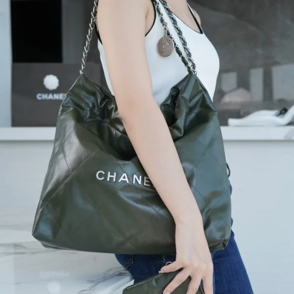 샤넬 22백 미디엄 그린 은장