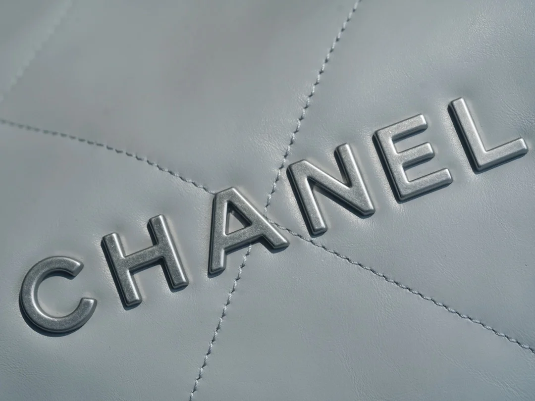 샤넬 22백 미디엄 그레이 은장